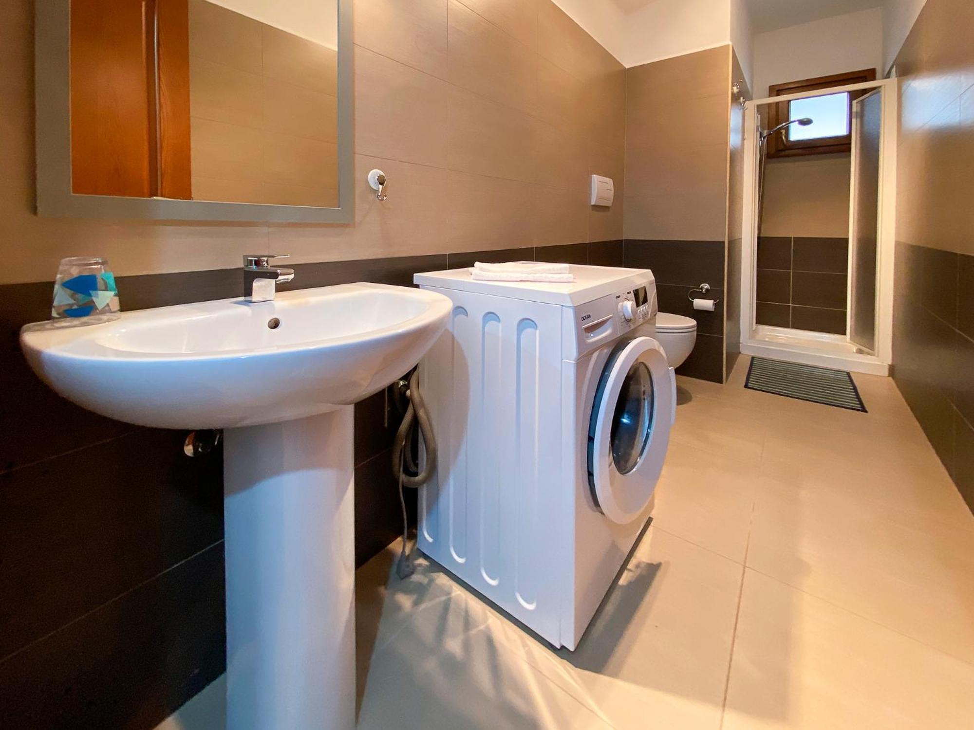 Sun Light Apartment ตอร์โตลี ภายนอก รูปภาพ