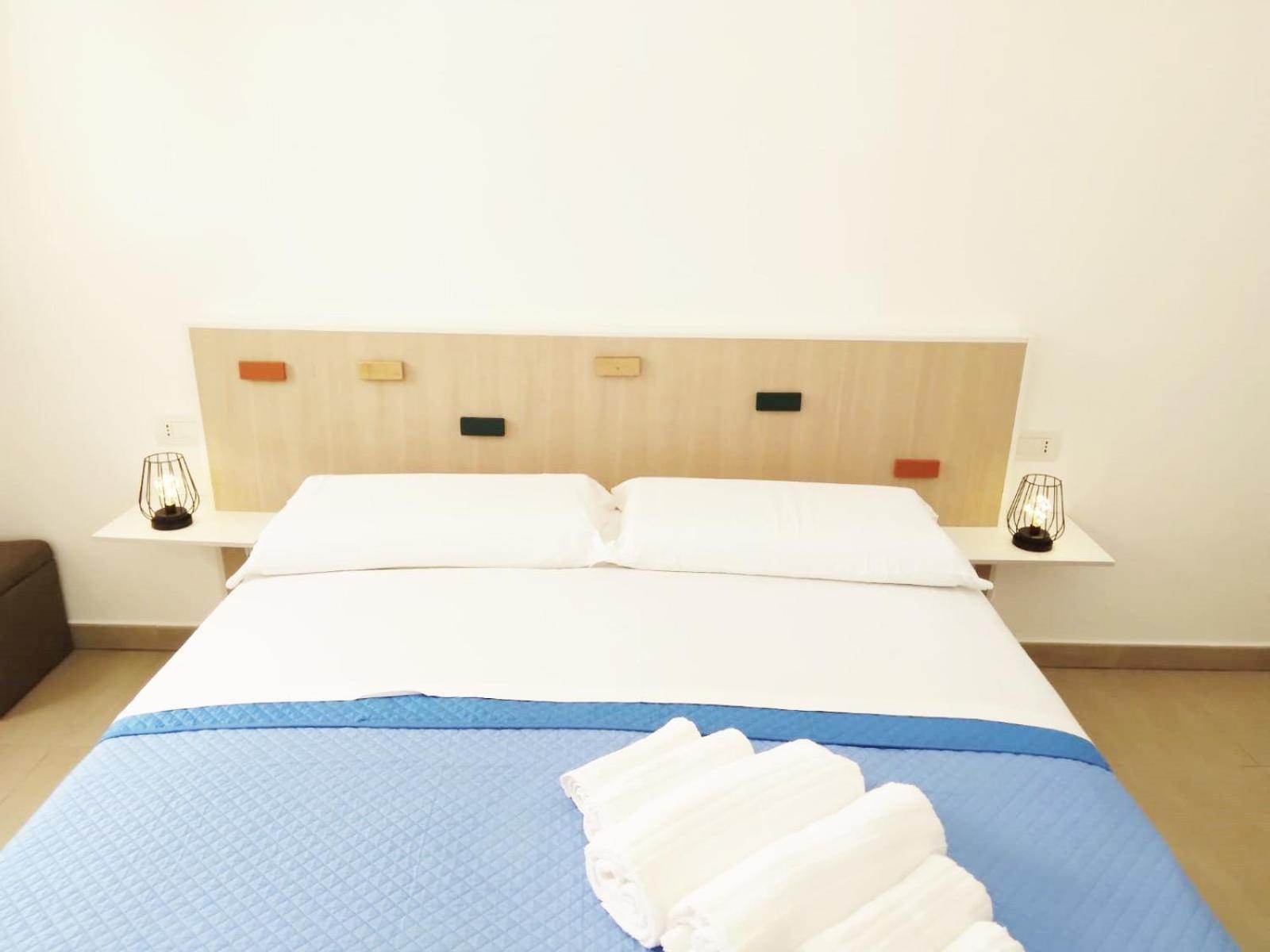 Sun Light Apartment ตอร์โตลี ภายนอก รูปภาพ